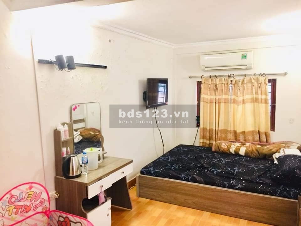 Bán nhà Thanh Xuân, gần ô tô, kinh doanh nhỏ, 32m2, 3.5 tầng, giá nhỉnh 4.2 tỷ., LH: 0985317777.