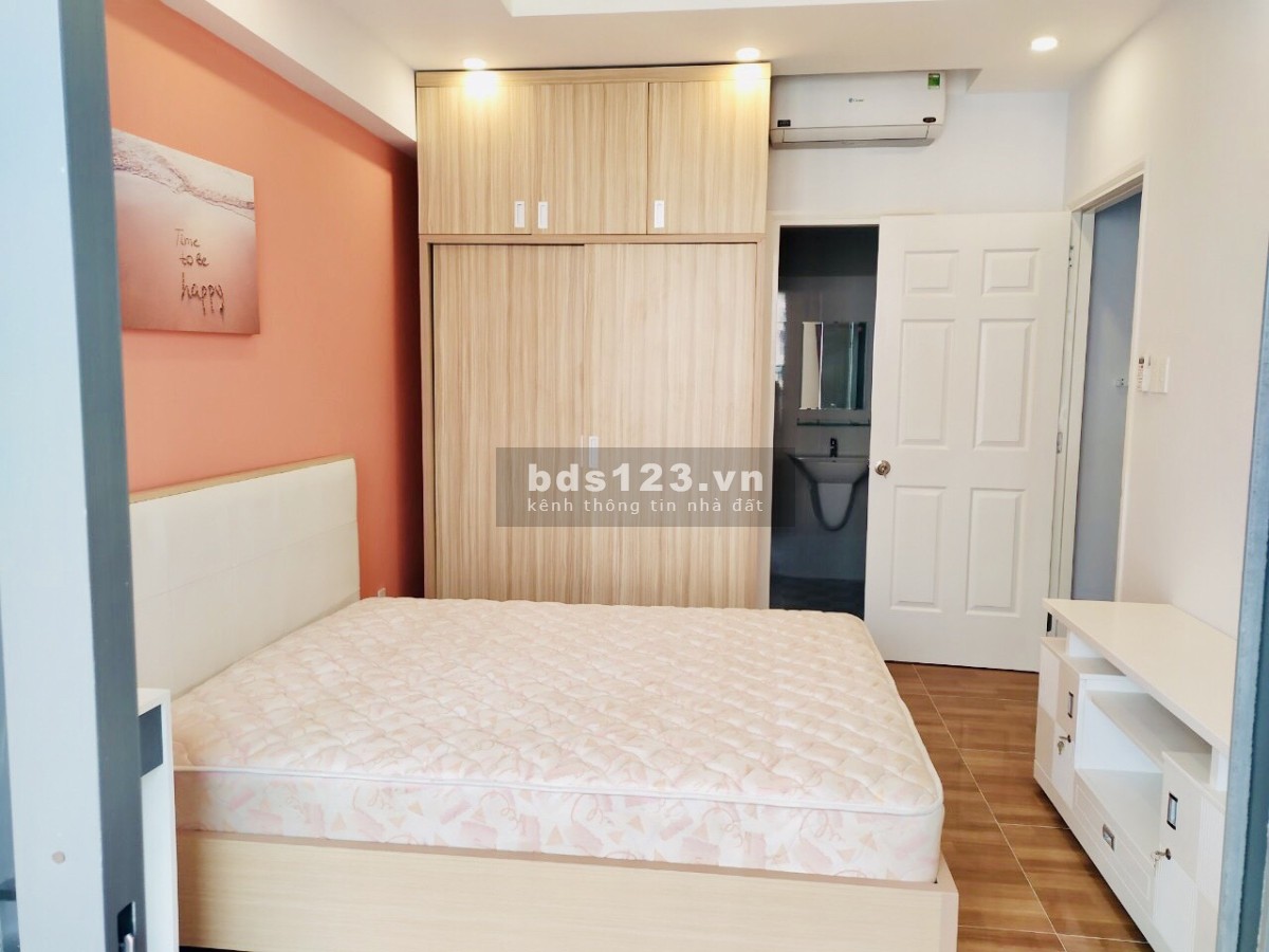 Tôi có căn hộ River Gate cần cho thuê. Địa chỉ 151 Bến Vân Đồn p6 Quận 4