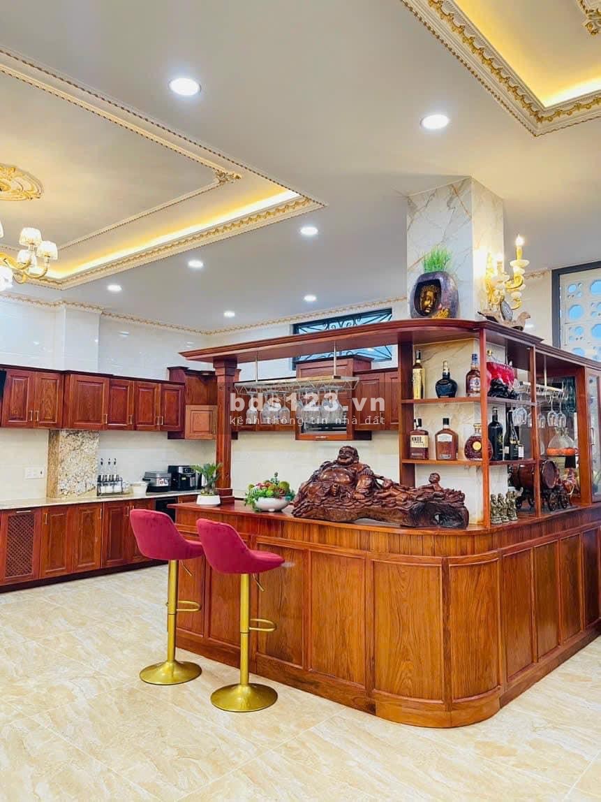 Cần bán nhanh căn biệt thự siêu vip có hồ bơi nước nóng trong nhà