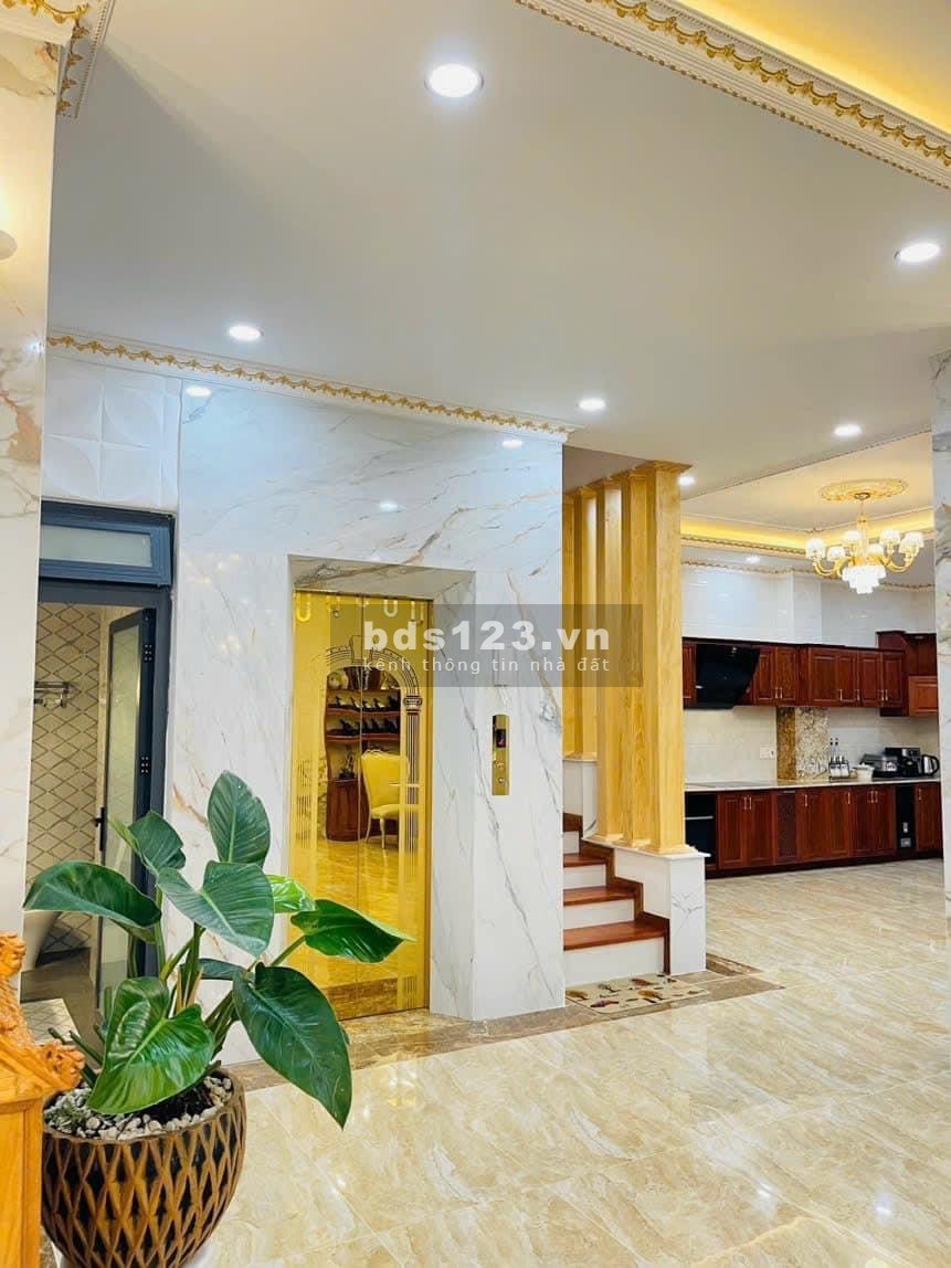 Cần bán nhanh căn biệt thự siêu vip có hồ bơi nước nóng trong nhà