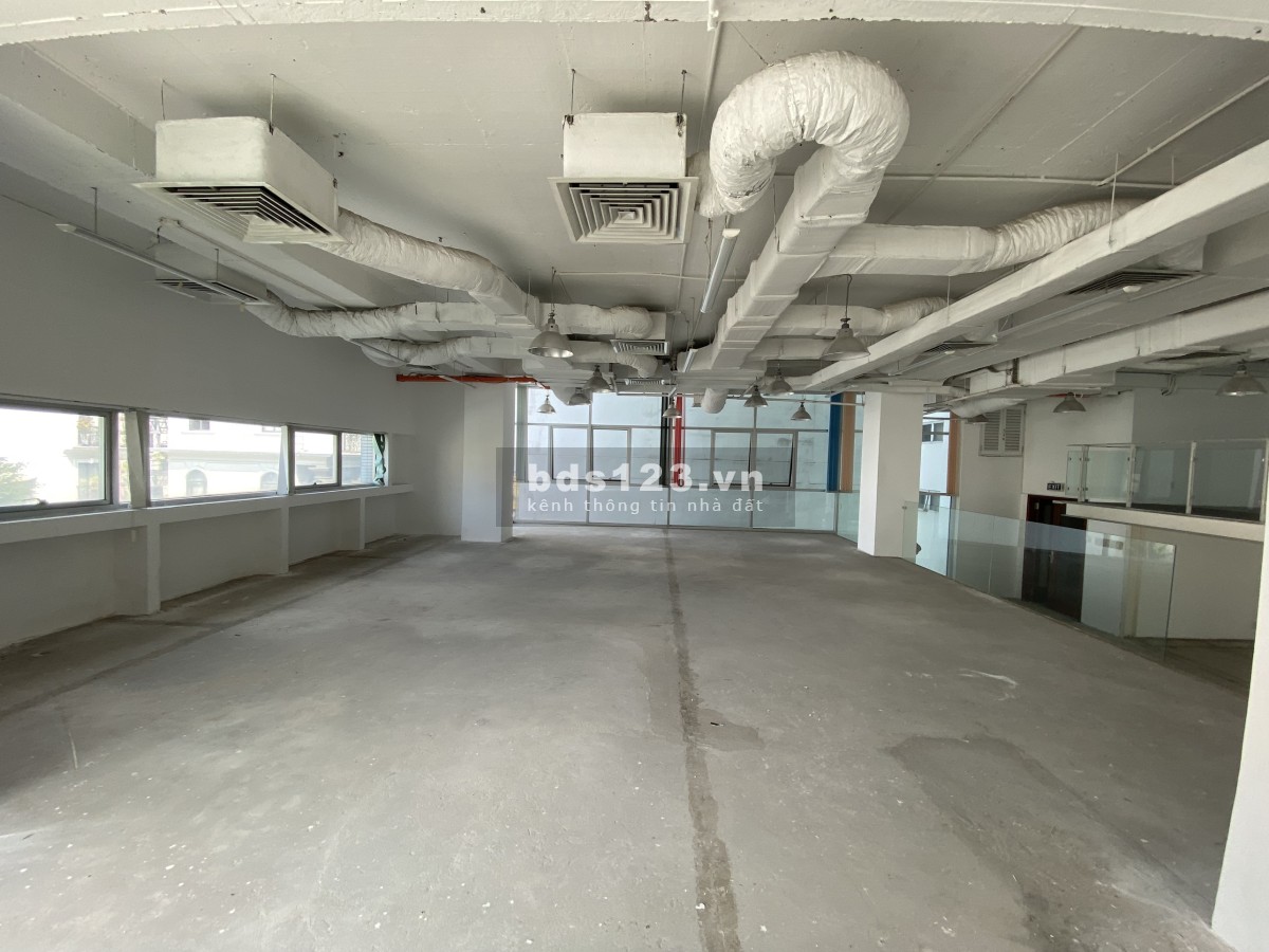Văn phòng cho thuê tòa nhà Savista Ung Văn Khiêm quận Bình Thạnh 180m2- 67tr/tháng