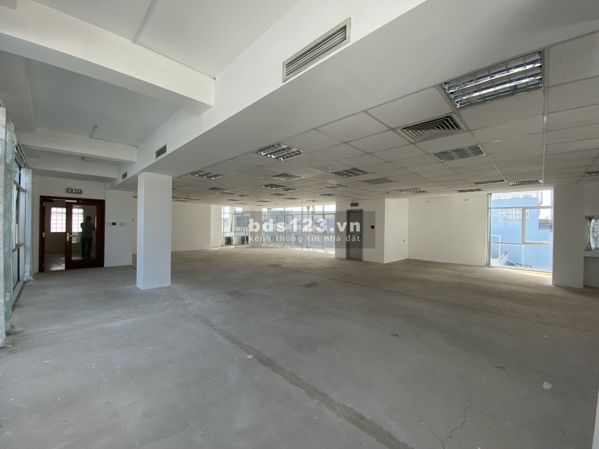 Văn phòng cho thuê tòa nhà Savista Ung Văn Khiêm quận Bình Thạnh 180m2- 67tr/tháng