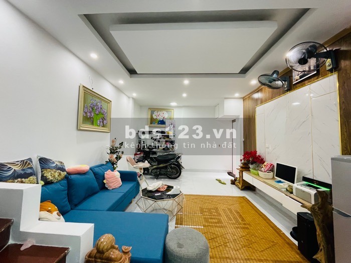 Hiếm - Nhà Trường Chinh - Ngã Tư Sở - Diện tích 43m2 x 5 tầng - Nở hậu - Giá 4.5 tỷ