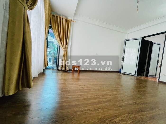 Hiếm - Nhà Trường Chinh - Ngã Tư Sở - Diện tích 43m2 x 5 tầng - Nở hậu - Giá 4.5 tỷ