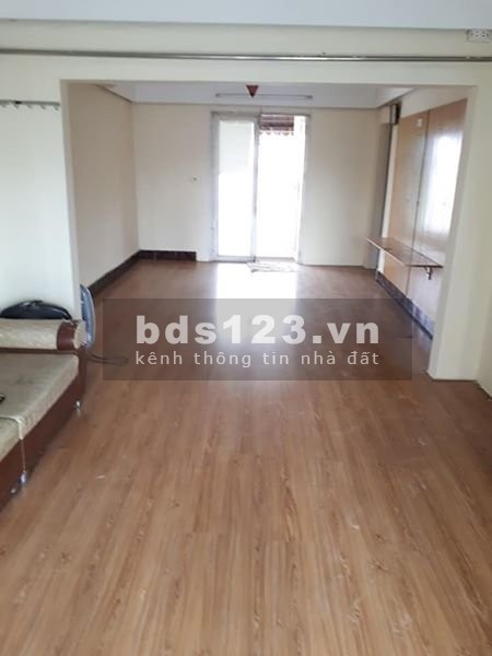 Cho thuê căn hộ chung cư nhà B khu tập thể Ngọc Khánh