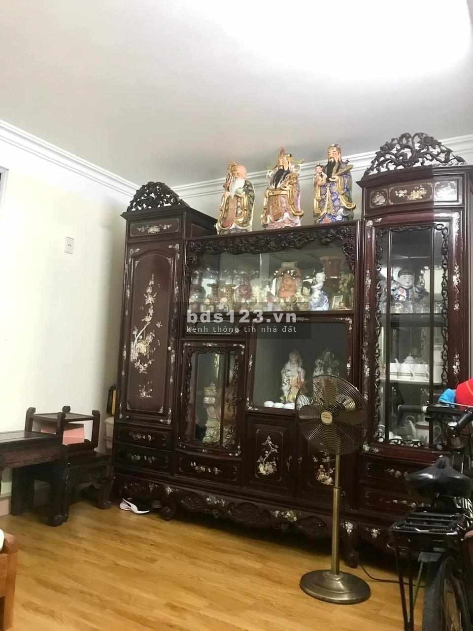Bán nhà phố Xóm Yên Nghĩa, Hà Đông, nhà dân xây, ở ngay, diện tích 38m2, giá 2.55 tỷ.