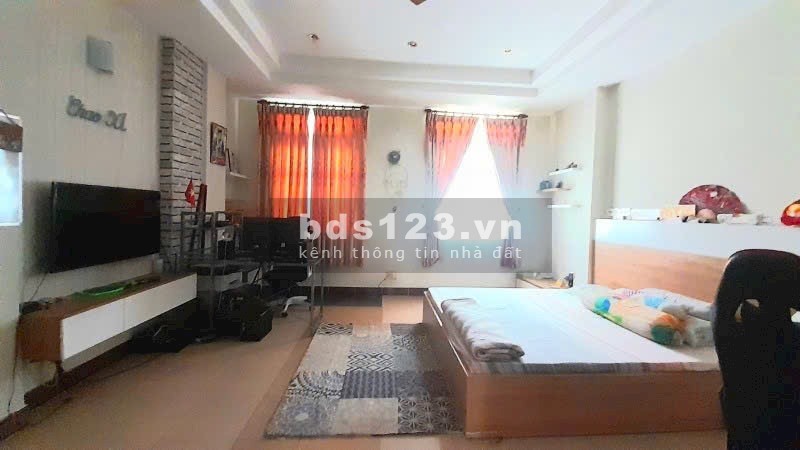 Nhà đẹp hẻm xe tải 4 tầng 125m2 Phường Phước Long B, Thủ Đức, giá 8.7 tỷ.