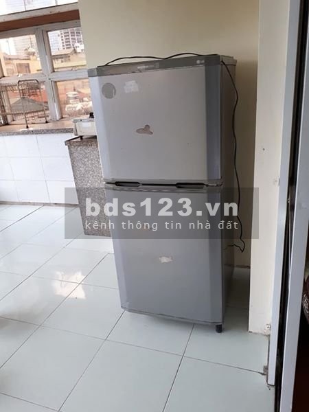 Cho thuê căn hộ chung cư nhà B khu tập thể Ngọc Khánh