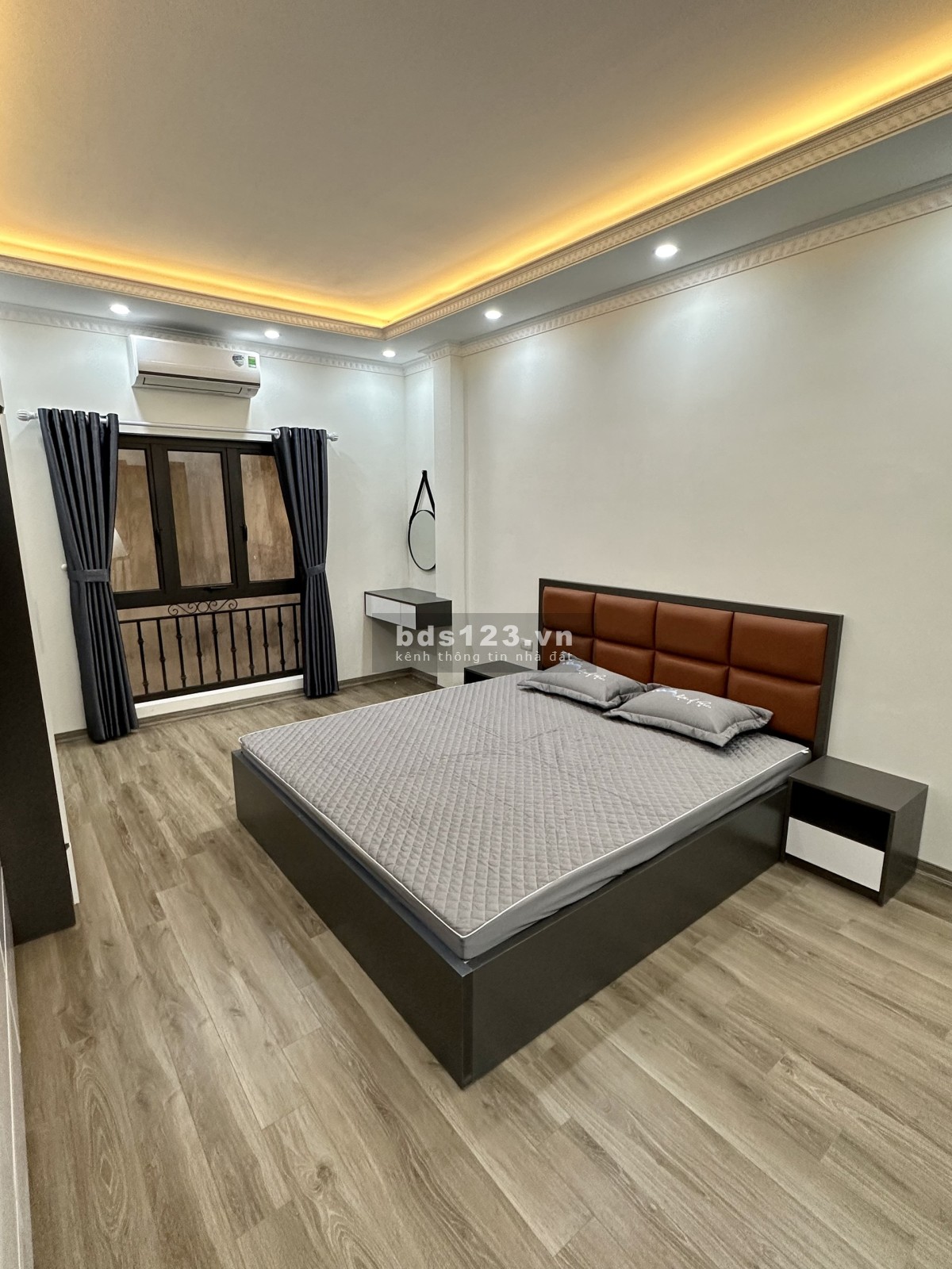 Nhà đẹp mới tinh phố Trần Cung. Cổ Nhuế. Bắc Từ Liêm. DT 35m xây 5 tầng giá 4.1 tỷ
