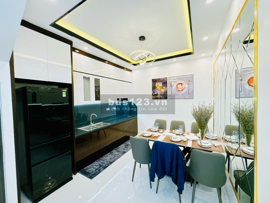 Bán nhà đẹp Tam Trinh phân lô, ô tô tránh, vỉ hè kinh doanh, Phun Nội Thất, DT50m, chào 8.7 tỷ.