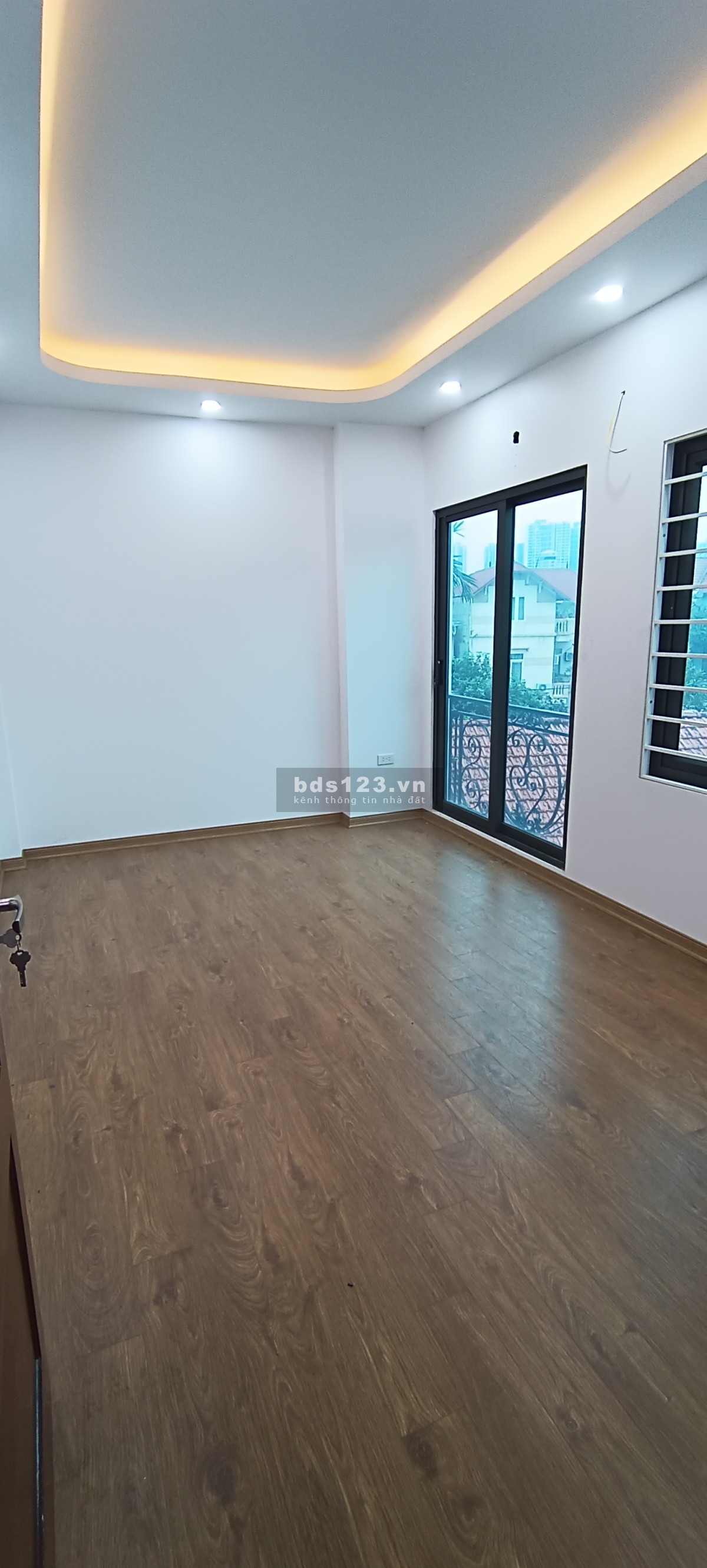 Bán nhà 5 tầng Tây Mỗ ở ngay nhỉnh 2tỷ giá chỉ ngang căn hộ 2ngủ trong Vinsmart City