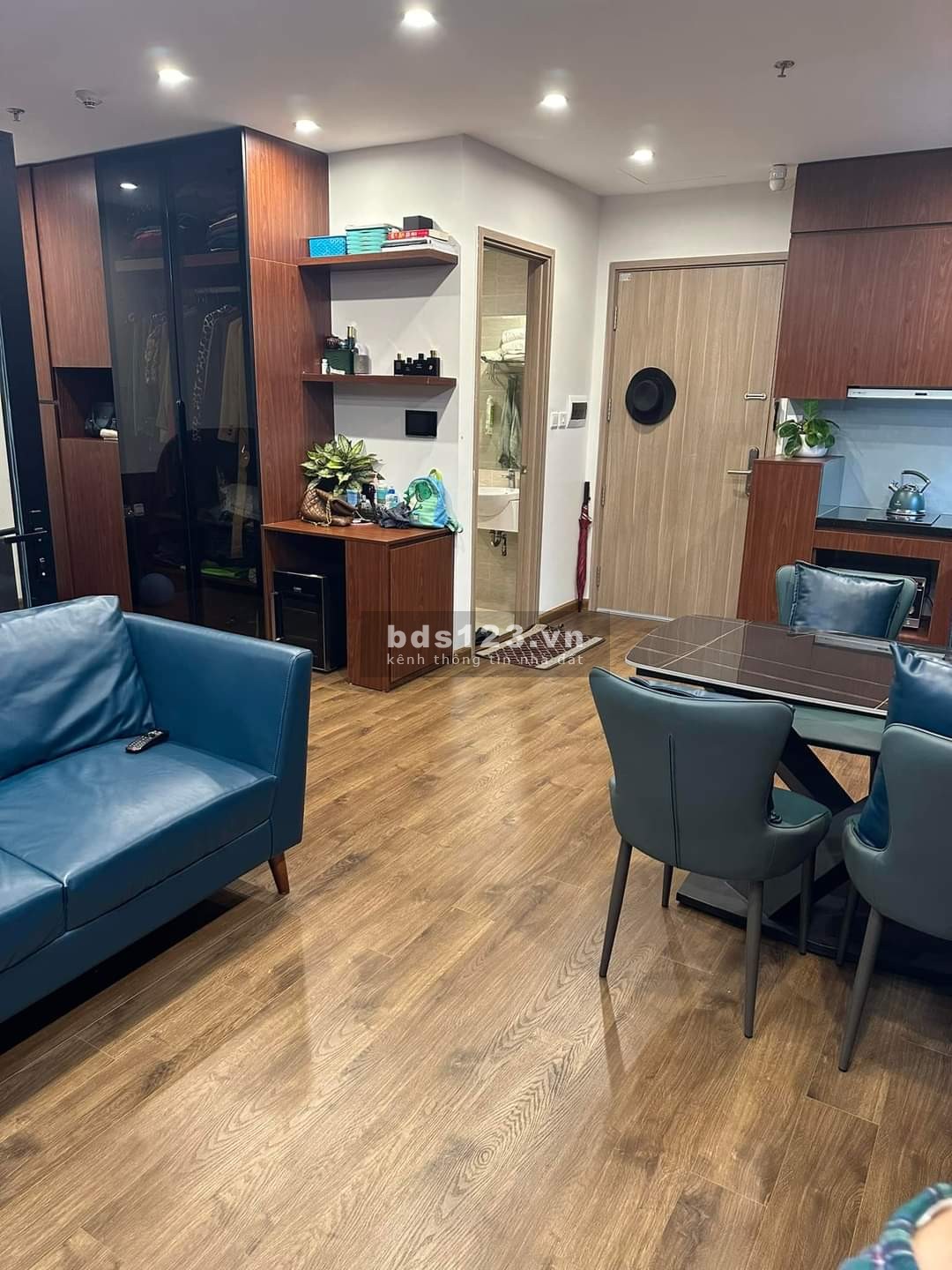 Em Giang cần tiền bán Căn Hộ 1 Ngủ + 1 phân khu S - Full đồGiá chỉ nhỉnh hơn 2 tỷ bao phí sang tên