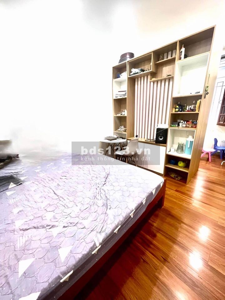 Nhà đẹp Trương Định, 40m2 xây 5 Tầng ô tô vào tận ngõ vài bước ra Phố