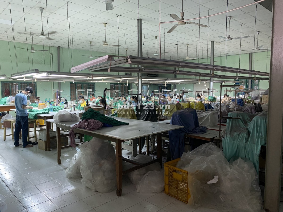 *Cho thuê kho xưởng*330m2 gần Nam Cao, Phường Tân Phú, Quận 9