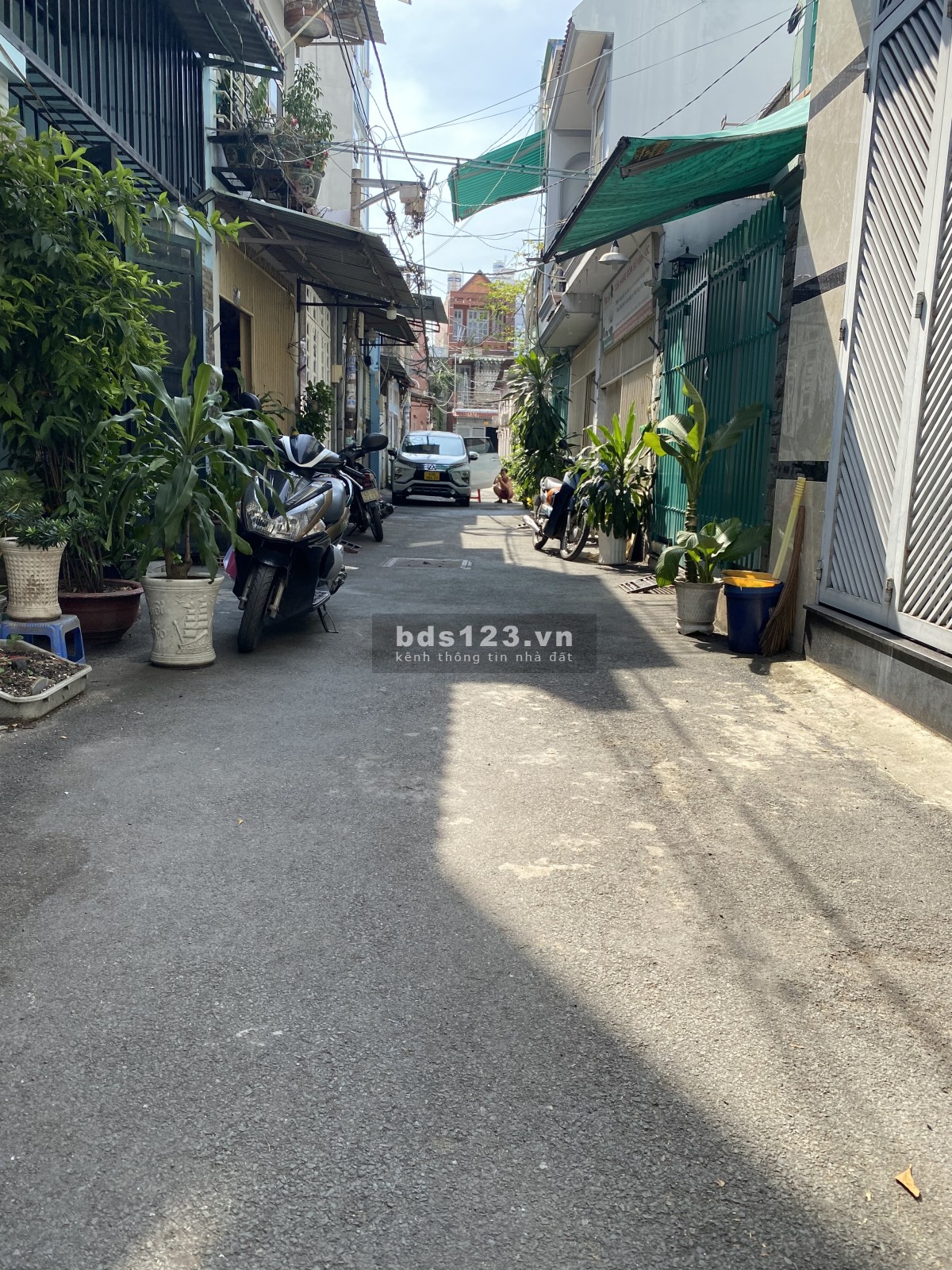 Nhà thẳng 1 trục, 4 tầng mới đẹp, ở ngay, dt 62m2, 4PN, giá nhỉnh 6 tỷ, Bùi Quang Là, P. 12, Gò Vấp