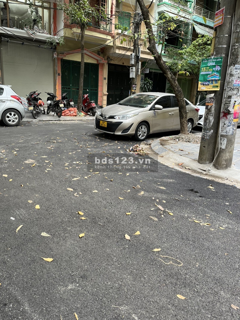 Đầm Trấu, phân lô ô tô tránh, vỉa hè, nhà đẹp 5 tầng, ở ngay, chỉ 5 phút đến Hồ Gươm.