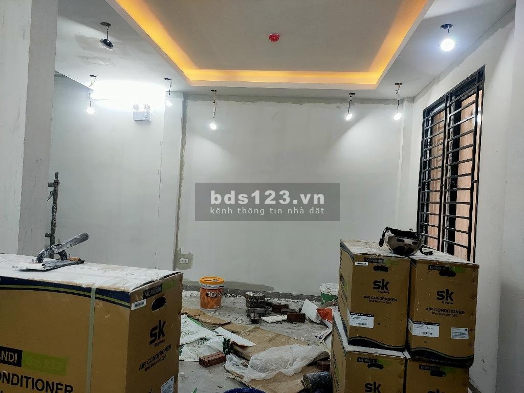 Nhà đẹp, có thang máy, kinh doanh chung cư mini, 8m ra đường ô tô tránh
