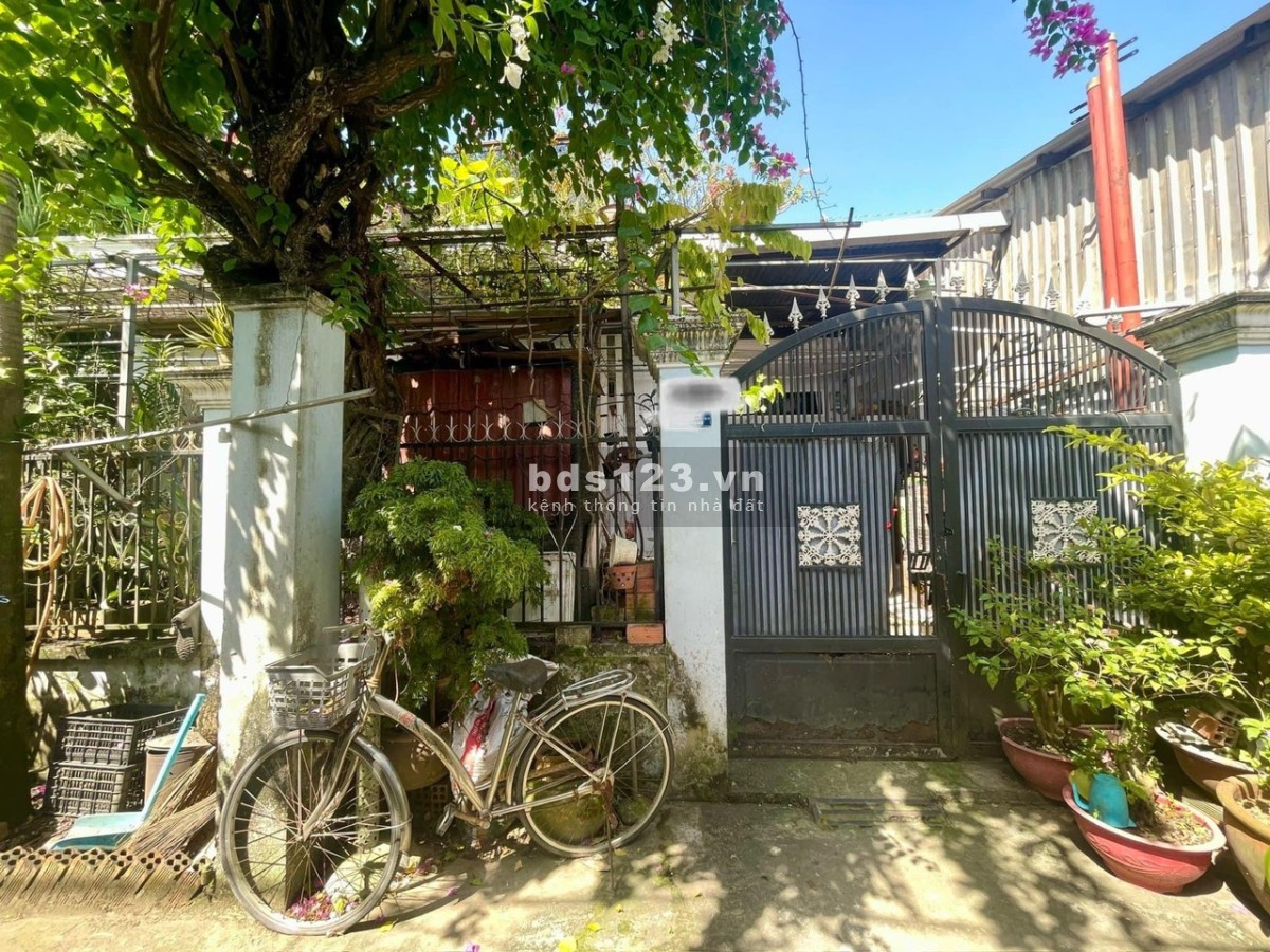 Hẻm xe hơi, diện tích 110m2, ngang 8m, nhà trệt, giá hơn 2 tỷ, Nguyễn Văn Tăng, Quận 9.