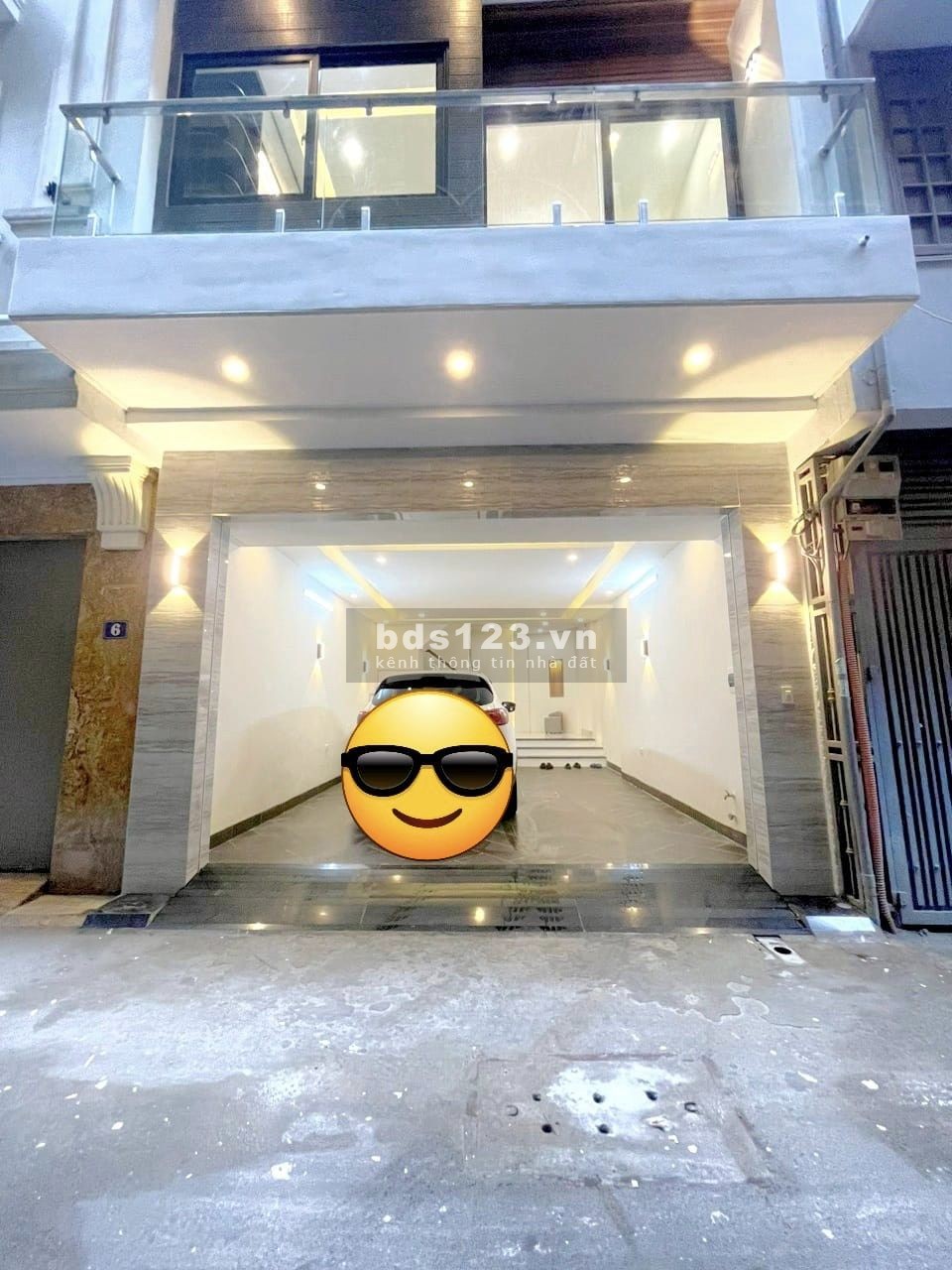 Phân khu VIP Ba Đình - Ô tô - Mặt ngõ - Kinh doanh văn phòng - Ô tô đỗ cửa, 2 ô tô vào nhà