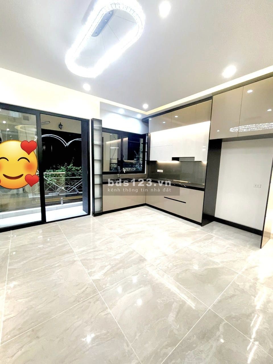 Phân khu VIP Ba Đình - Ô tô - Mặt ngõ - Kinh doanh văn phòng - Ô tô đỗ cửa, 2 ô tô vào nhà