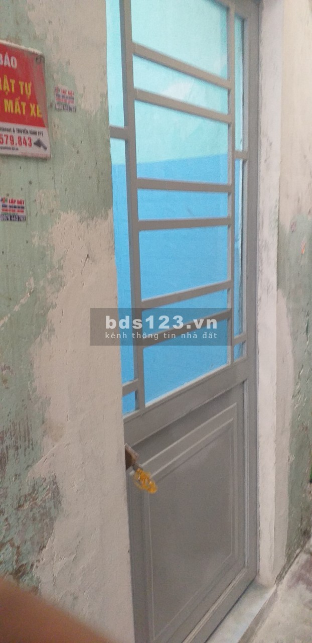 Cho thuê phòng trọ 15m2 đường Tây Sơn sát ngay chợ Tân Hương Quận Tân Phú, giờ giấc tự do.