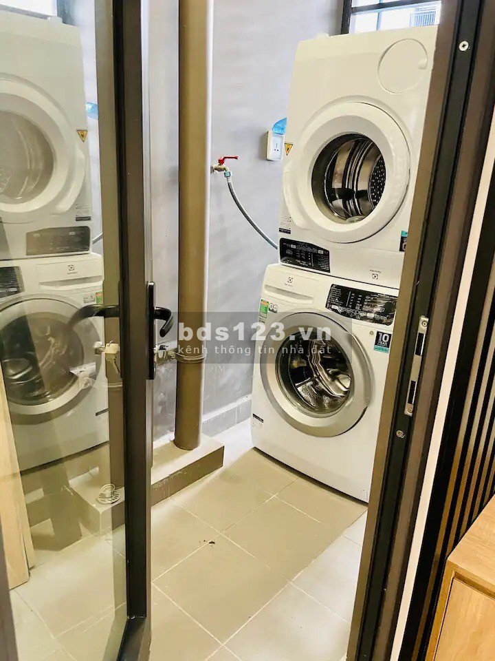 Bán căn hộ 2N1VS giá 1,65 tỷ, diện tích 60m2 chung cư Vinhomes Ocean Park
