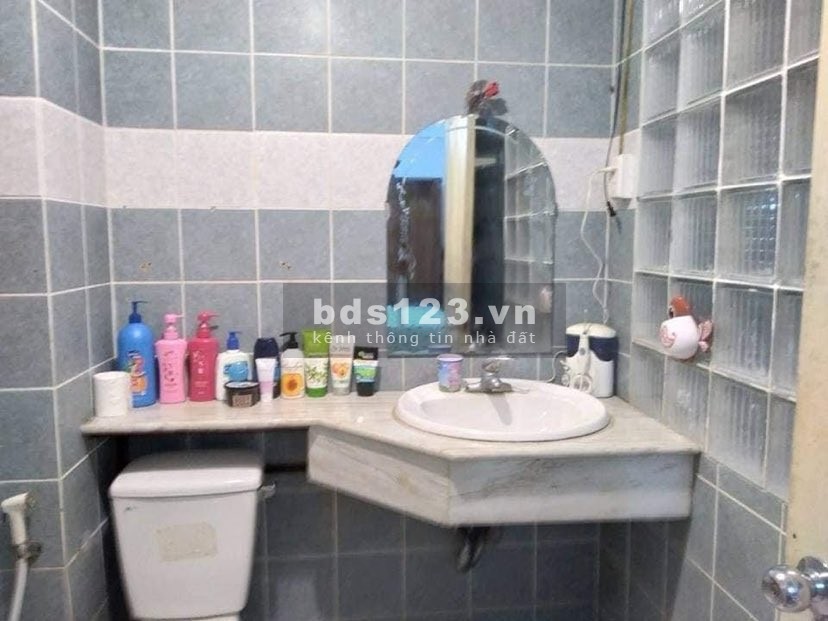 Quá rẻ! Cát Linh, Đống Đa. Oto tận cửa. 41m, 5 tầng, MT 4,1. Nhỉnh 4,2 tỷ