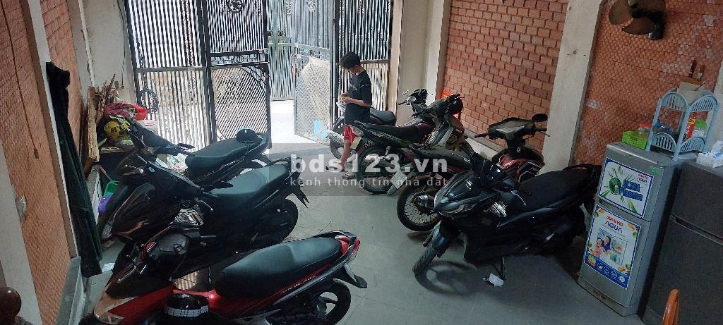 Ô tô tránh, vào nhà, ngõ nông, dân trí cao, kinh doanh VP/cho thuê, giá cực tốt, nhanh mới kịp!