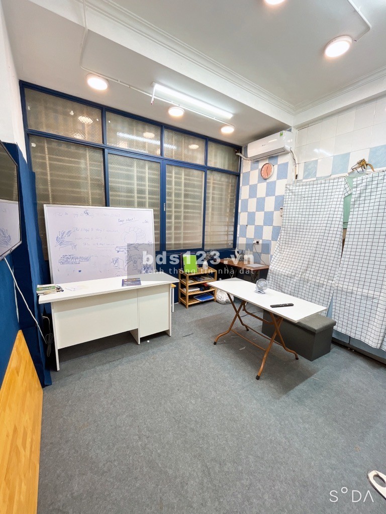 Phiên bản hạn chế, mặt ngõ 3 ô tô tránh to hơn phố - Đoạn VIP nhất - Sầm uất nhất - Không nhà bán.