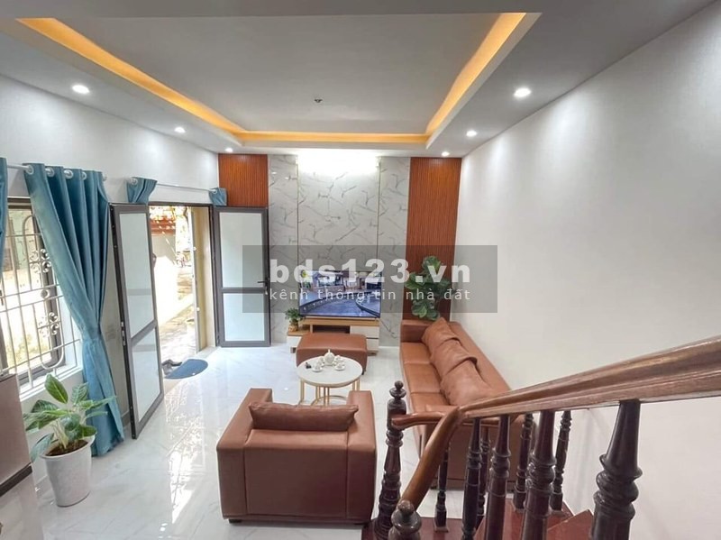 Bán nhà mới ở ngay, gần Triệu Nữ Vương, 4.5x10, 2 tầng, dòng tiền 6 triệu