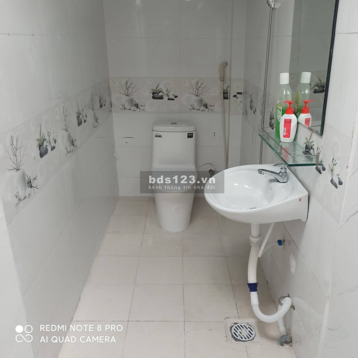 Nhà mới sau lưng chợ Hiệp Bình 4 x 12.5 chỉ 4.2 tỷ hoàn công đầy đủ