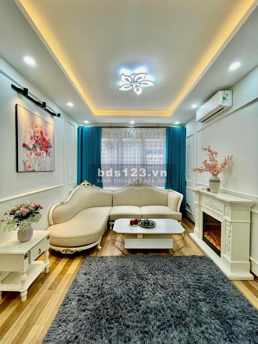 Một nhà ra phố. Cực rẻ âu cơ, 38m2, 5 tầng, chỉ 4,9 tỷ có TL