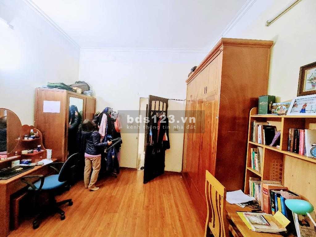 Bán nhà Chiến Thắng La Khê, Hà Đông. Dân xây kiên cố, ôtô đỗ cửa, chủ nhà cần bán. Dt 48m2, 3.7 tỷ