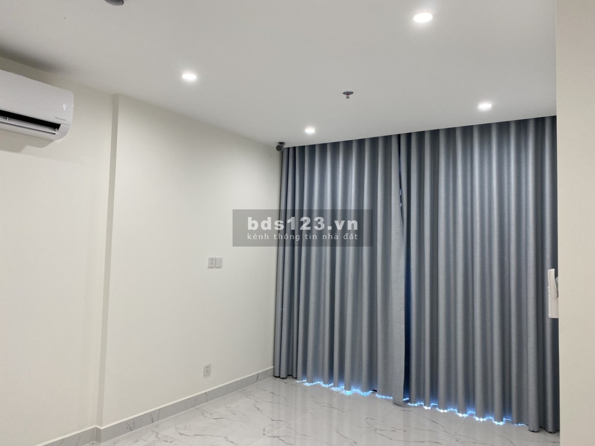 Cho thuê căn hộ 1PN+ bếp rèm, máy lạnh Vinhomes Quận 9 chỉ 6 triệu