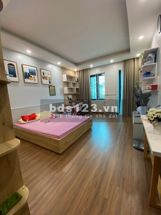Hiếm, Nhà Dân xây 4 tầng, 80m2, Phân Lô, ô tô tránh, Vỉa hè, Kinh Doanh, Nội Thất sang trọng, 11 tỷ