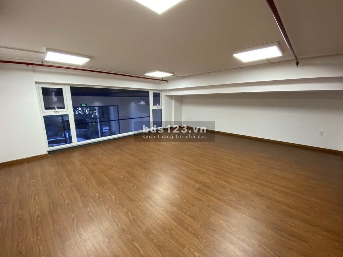Mặt bằng 200m2 mặt tiền đường cạnh KCX Tân Thuận, Quận 7