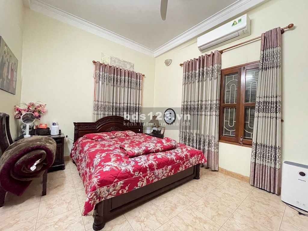 Chủ tự xây, ngõ thông, ga ra ô tô - Ô tô tránh trước nhà, kinh doanh sầm uất