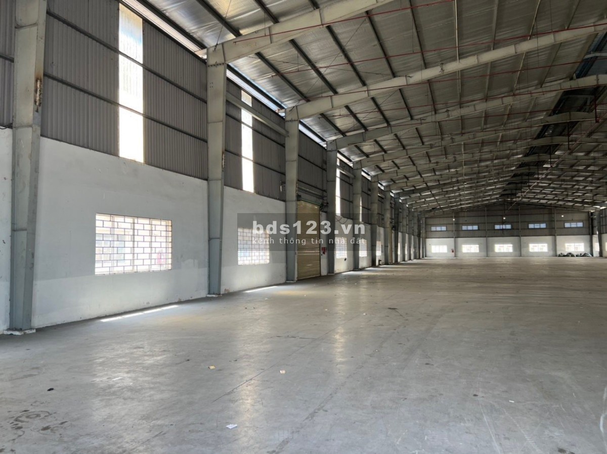 *Cho thuê kho xưởng*3.300m2 KCN Tân Đức, Đức Hoà Hạ, Long An