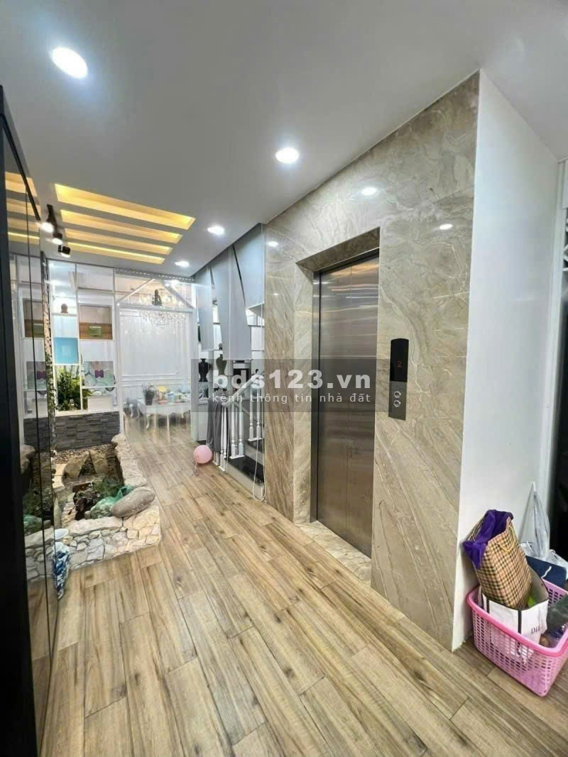 Cực hiếm! Bán nhà phân lô oto kinh doanh Trần Quang Diệu - Đống Đa 6 tầng thang máy