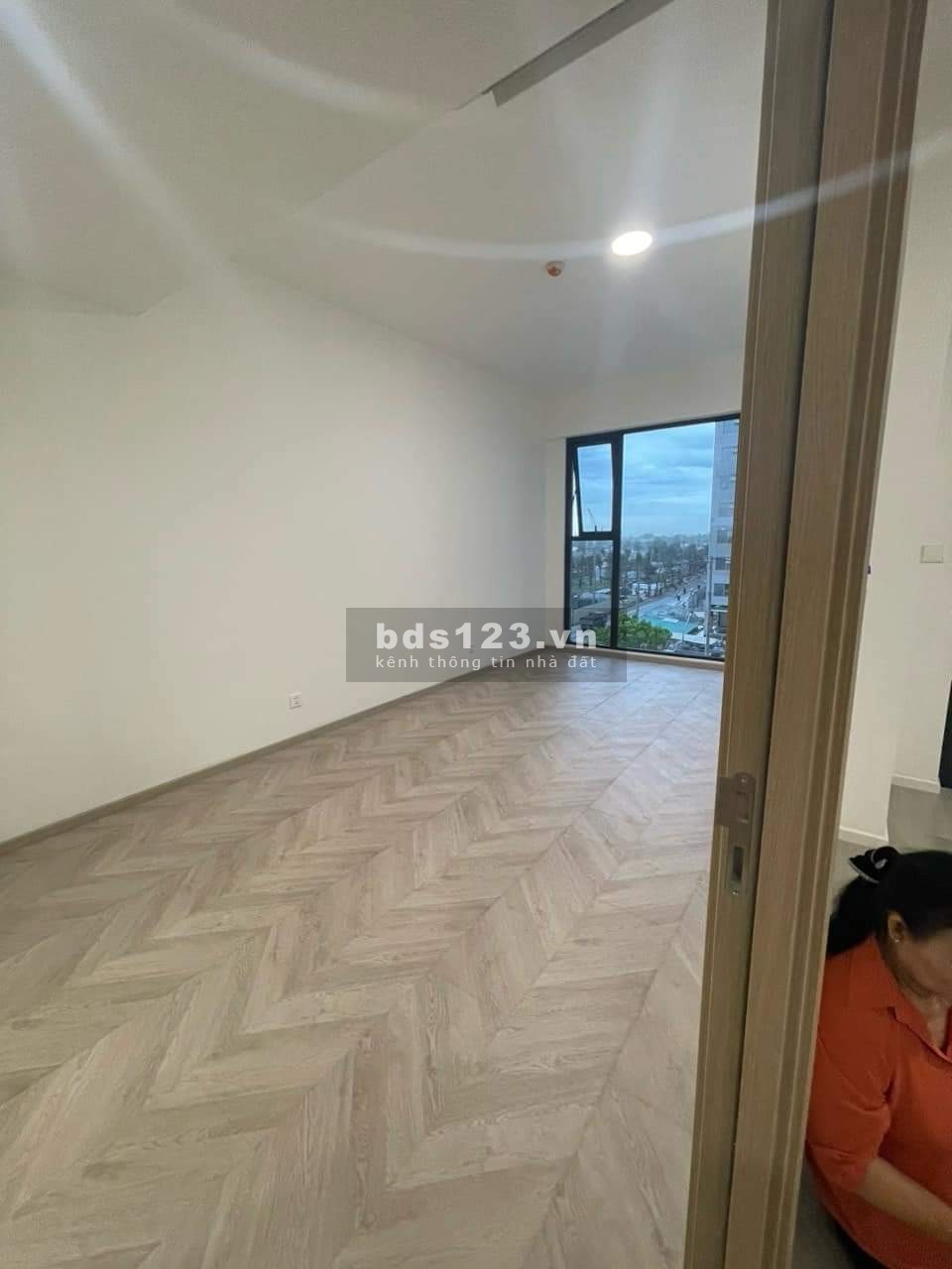 Cho thuê căn hộ Masteri Centre Point 2PN, đầy đủ nội thất sang trọng và cao cấp.