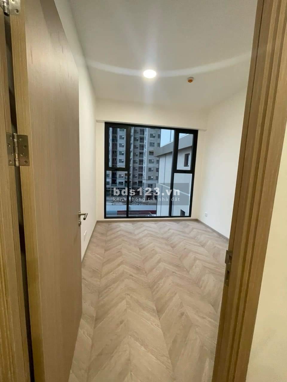 Cho thuê căn hộ Masteri Centre Point 3 phòng ngủ giá 15 triệu.