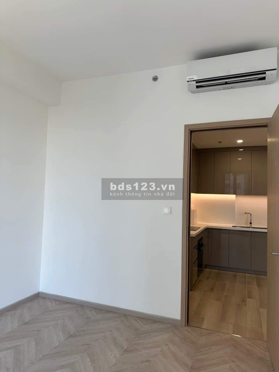 Cho thuê căn hộ Masteri Centre Point 3 phòng ngủ giá 15 triệu.