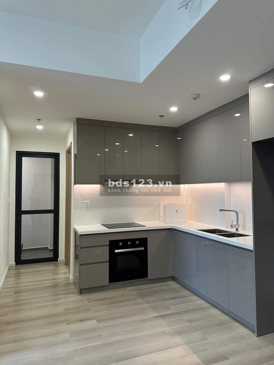 Cho thuê căn hộ Masteri Centre Point 3 phòng ngủ giá 15 triệu.