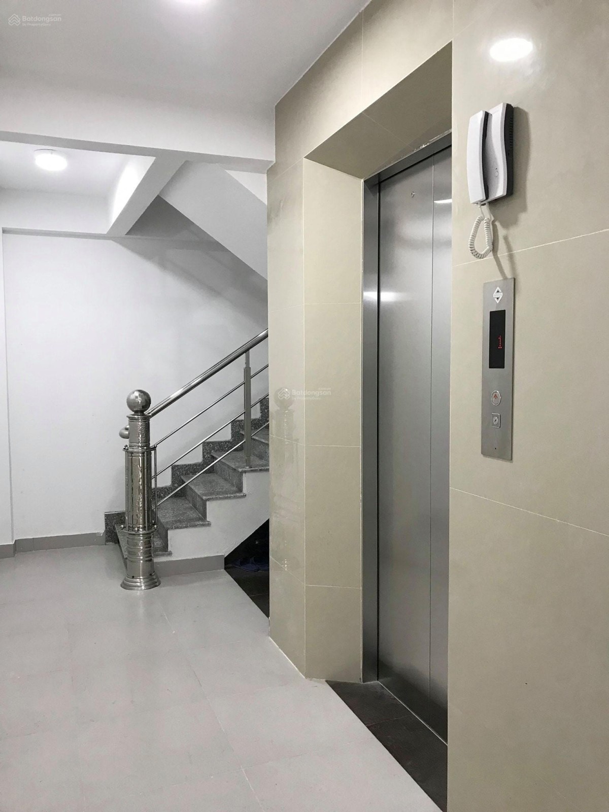 Văn Phòng Lê Trọng Tấn Vương Thừa Vũ 80m2 12tr/tháng