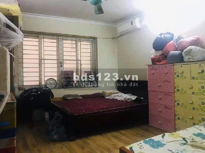 Ngõ thông - Thông - 20m ra đến đường ô tô trành - Tạ Quang Bửu - Hai Bà Trưng - Hà Nội - 5 tầng