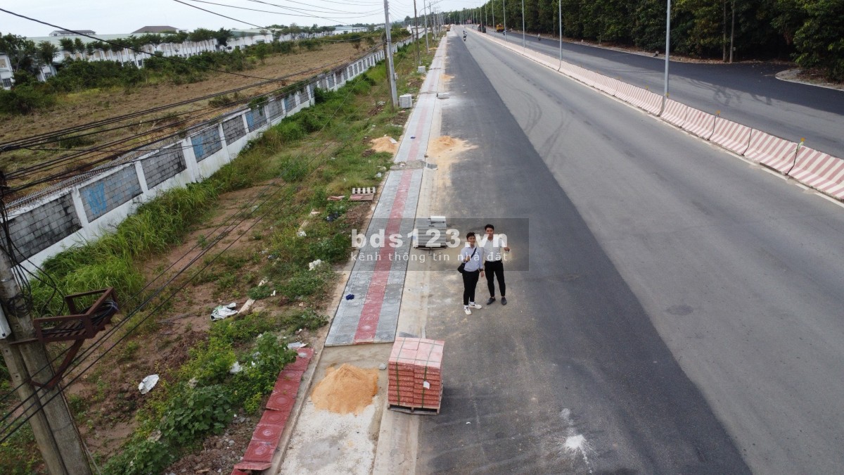 Bán đất Dầu Tiếng chính chủ - Sổ sẵn, thổ cư, đường bê tông 8m.