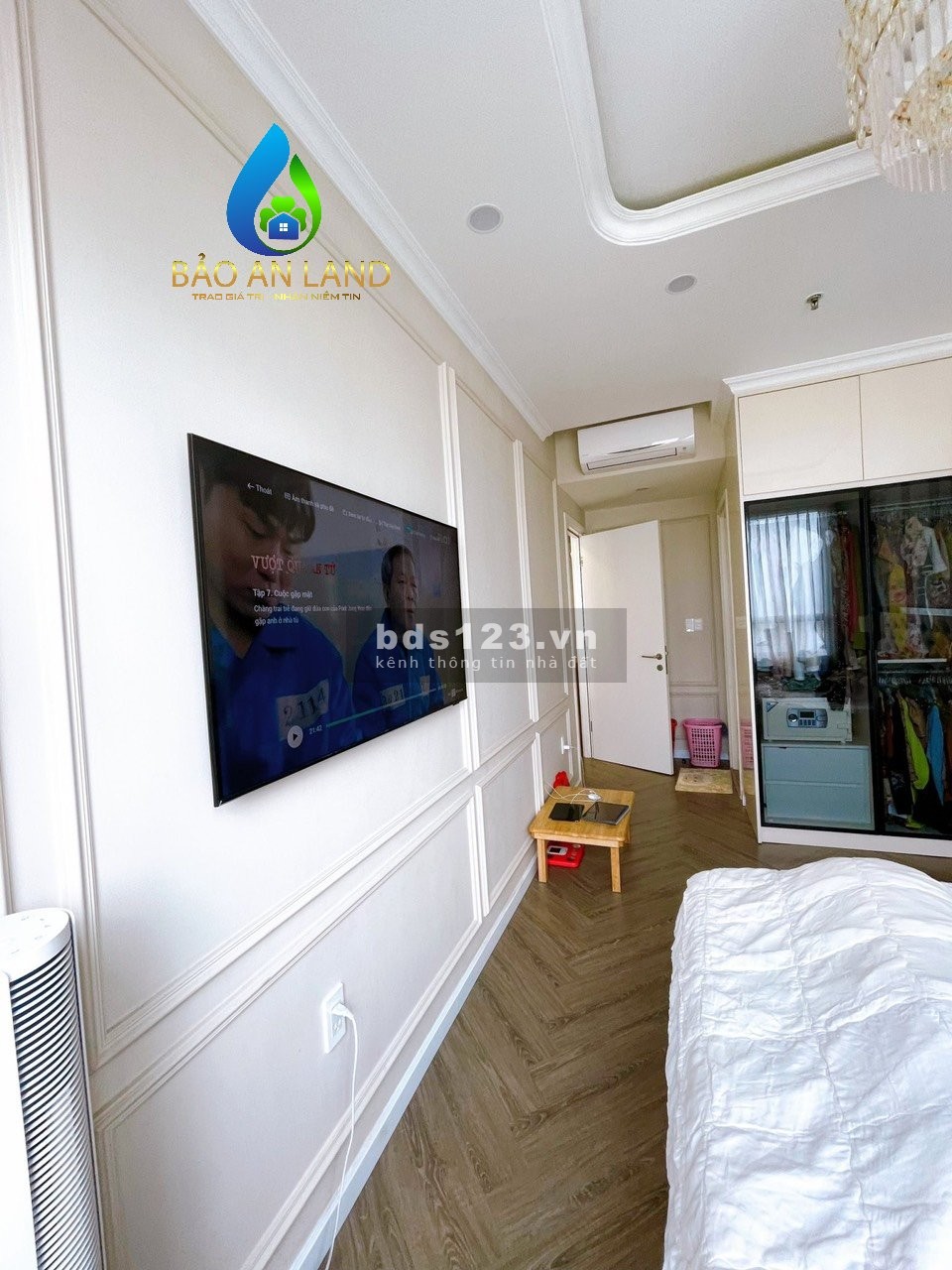 Masteri Thảo Điền, tầng 5, view sông! Bán căn 2 phòng ngủ, nội thất mới toanh, giá 6.2 tỷ all in.