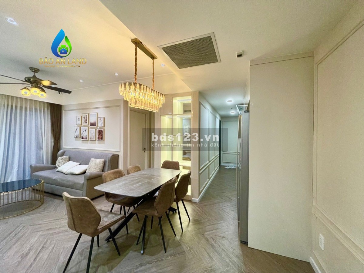 Masteri Thảo Điền, tầng 5, view sông! Bán căn 2 phòng ngủ, nội thất mới toanh, giá 6.2 tỷ all in.