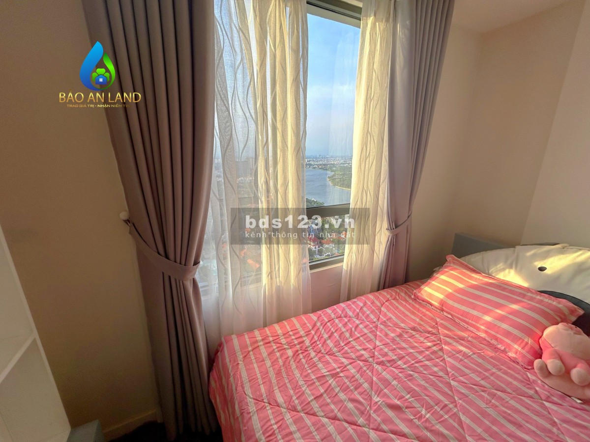 Nhà đẹp giá rẻ! Bán gấp căn Masteri Thảo Điền 2 phòng ngủ, full nội thất, giá 5.5 tỷ, view thành phố