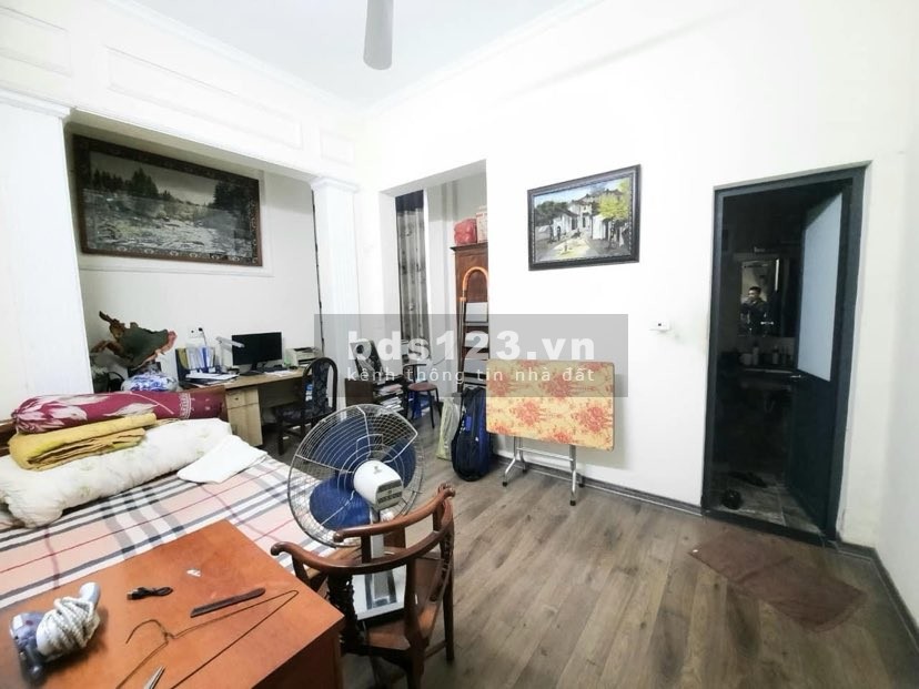 Quá đẹp! đúng 2m ra MP Trần Khát Chân. 55m2, MT 5M, hơn 6 tỷ. TL mạnh